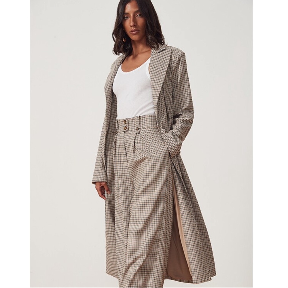 REVOLVE Song of Style tan white black plaid Buffy trench coat & skirt set SMALL